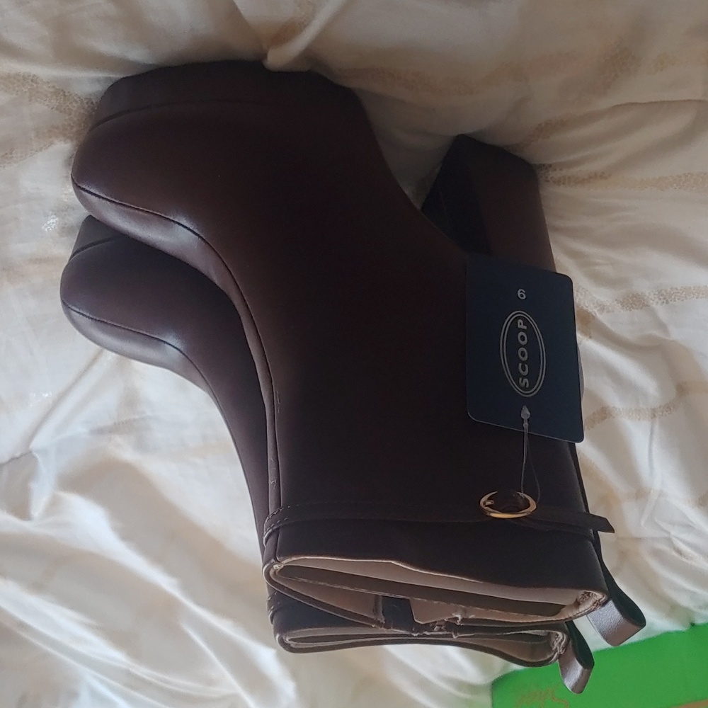 Ankle boots